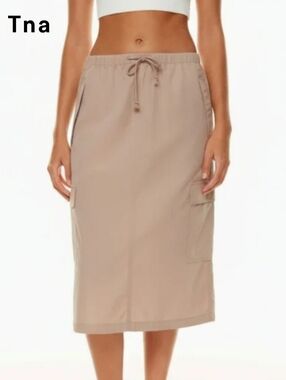 2XS/XS Aritzia TNA Squad Cargo Skirt - Warm Taupe